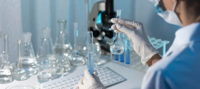 Chemia medyczna co po tym: jakie masz możliwości kariery i edukacji Chemia medyczna co po tym: jakie masz możliwości kariery i edukacji