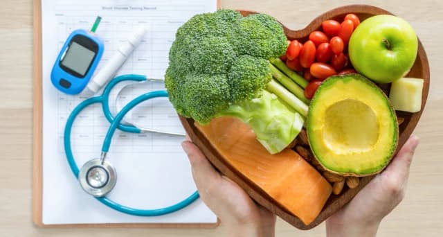 Czy brać leki na cholesterol? Sprawdź, co musisz wiedzieć przed decyzją Czy brać leki na cholesterol? Sprawdź, co musisz wiedzieć przed decyzją