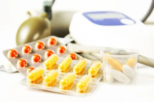 O jakiej porze brać leki na nadciśnienie, aby uniknąć skutków ubocznych? O jakiej porze brać leki na nadciśnienie, aby uniknąć skutków ubocznych?