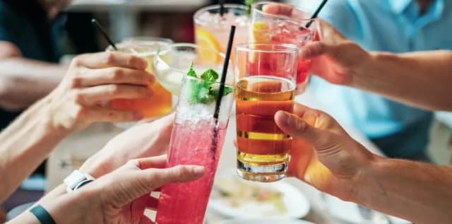Czy alkohol wypłukuje potas? Skutki dla zdrowia i organizmu Czy alkohol wypłukuje potas? Skutki dla zdrowia i organizmu
